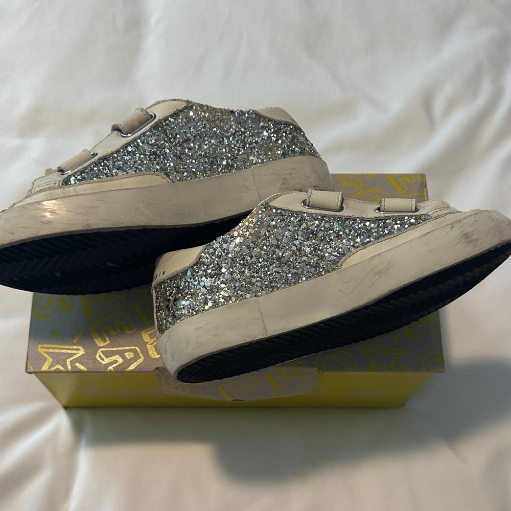Golden Goose Kids Glitter Velcro Sneakers in Silver - Picture 2 of 11
